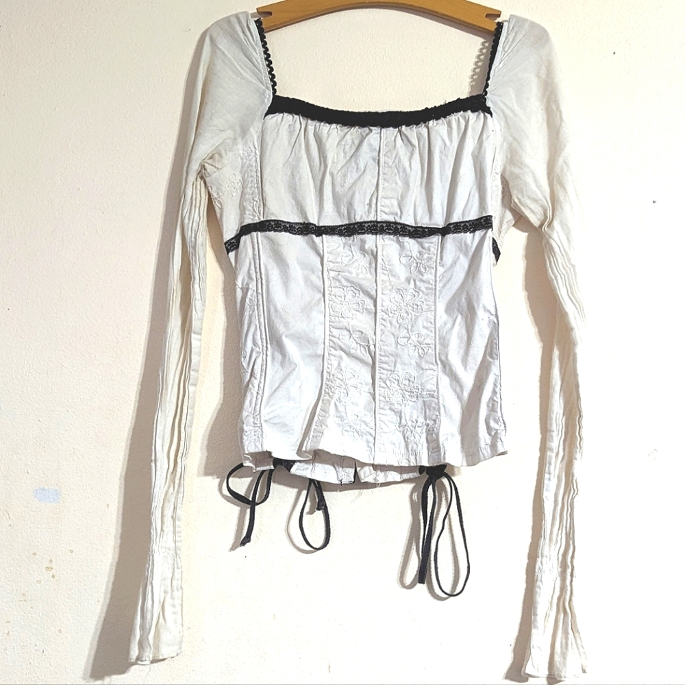 Tripp NYC Embroidered Corset Top Pirate Puff Enchanting Renaissance VTG EUC - Picture 3 of 10